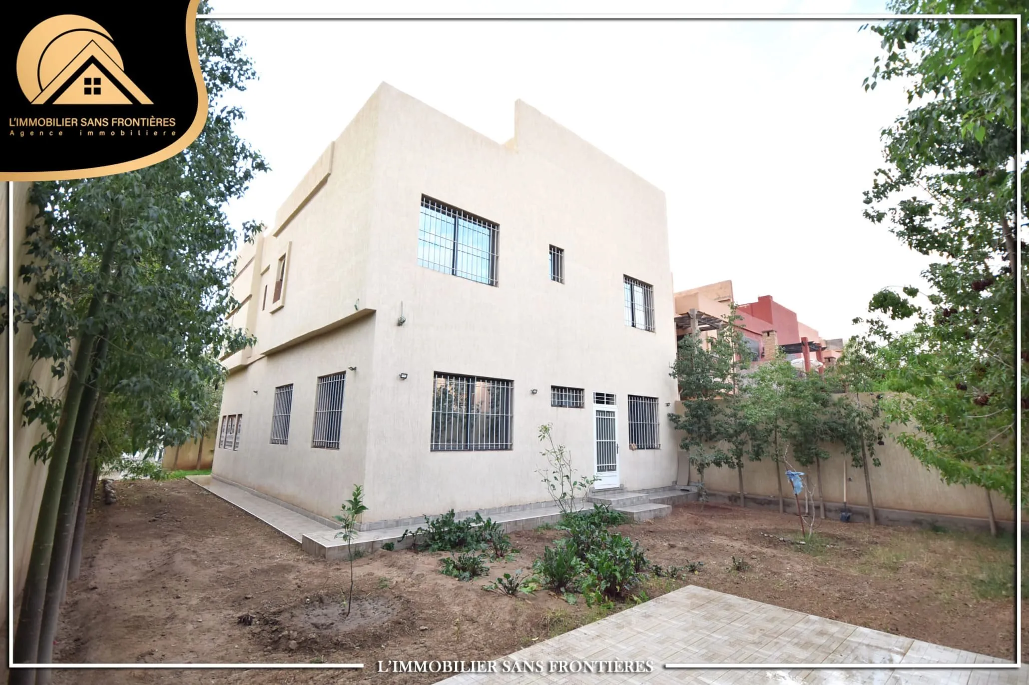 Villa vide à vendre à Targa, 375 m², Marrakech - مراكش