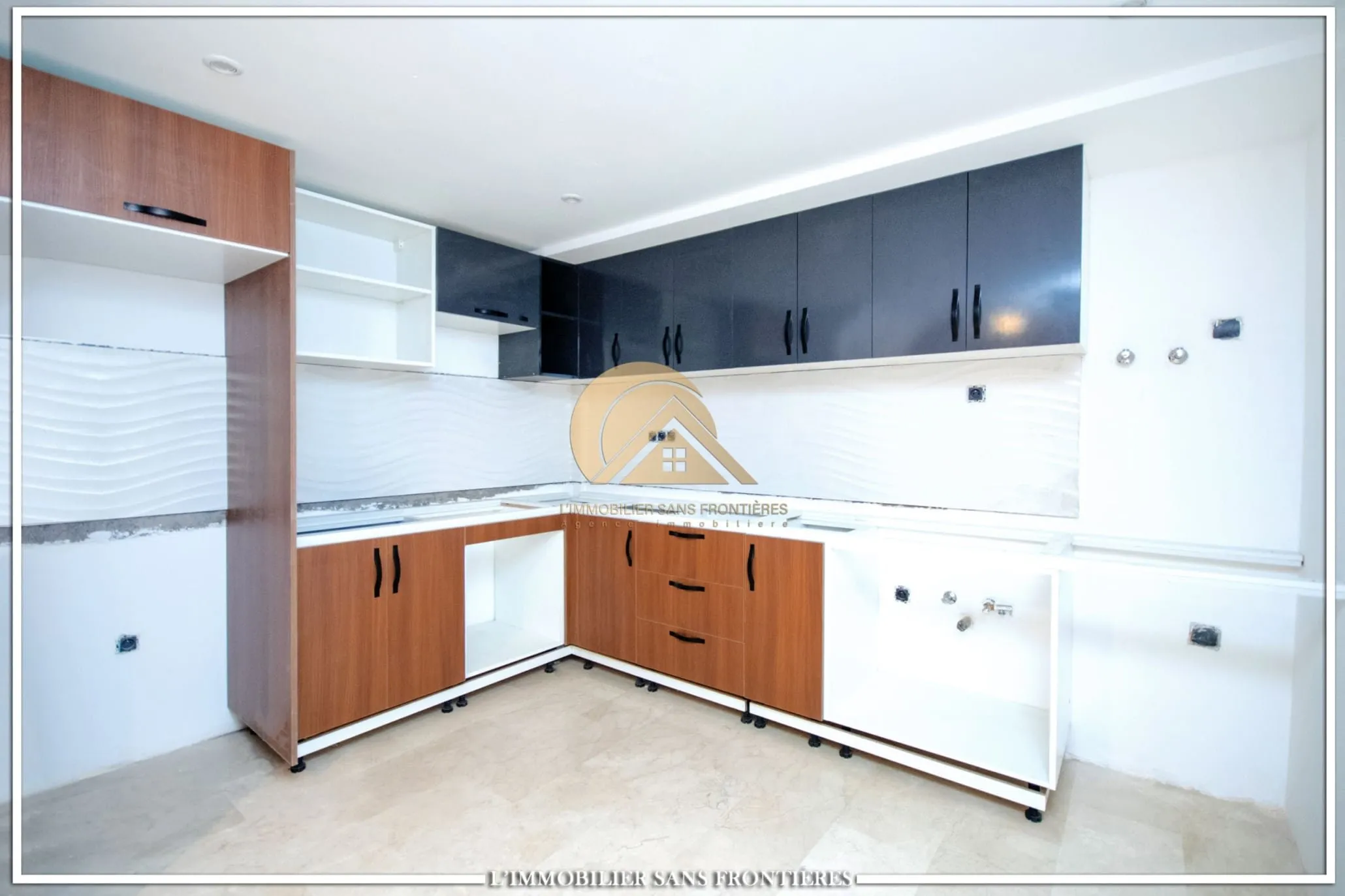 Duplex neuf à Semlalia, Terrasse + Sans vis-à-vis, Marrakech : à vendre - مراكش (2)