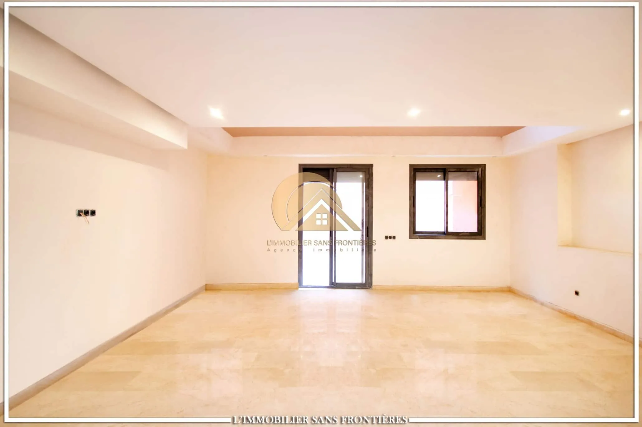 Duplex neuf à Semlalia, Terrasse + Sans vis-à-vis, Marrakech : à vendre - مراكش (3)