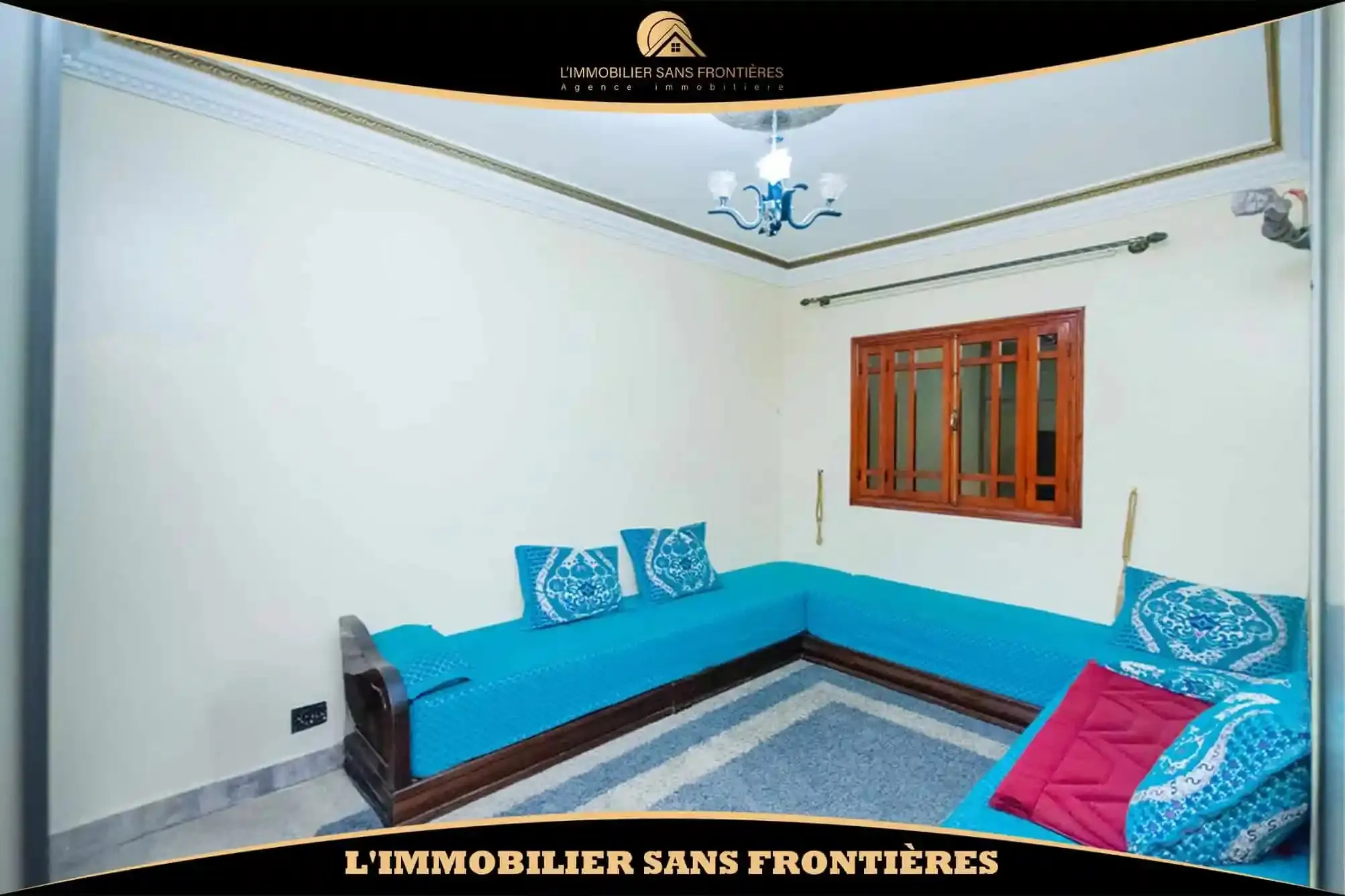 Immeuble commercial à Al Massar, R2 + 2 locaux commerciaux, Marrakech : à vendre - مراكش