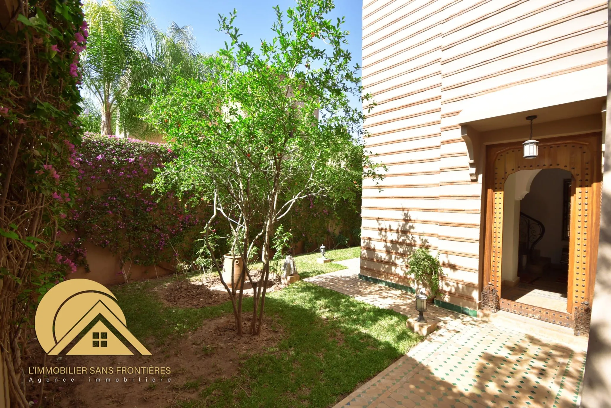 Villa vide à Targa, piscine privée + puit, Marrakech : à vendre - مراكش (2)
