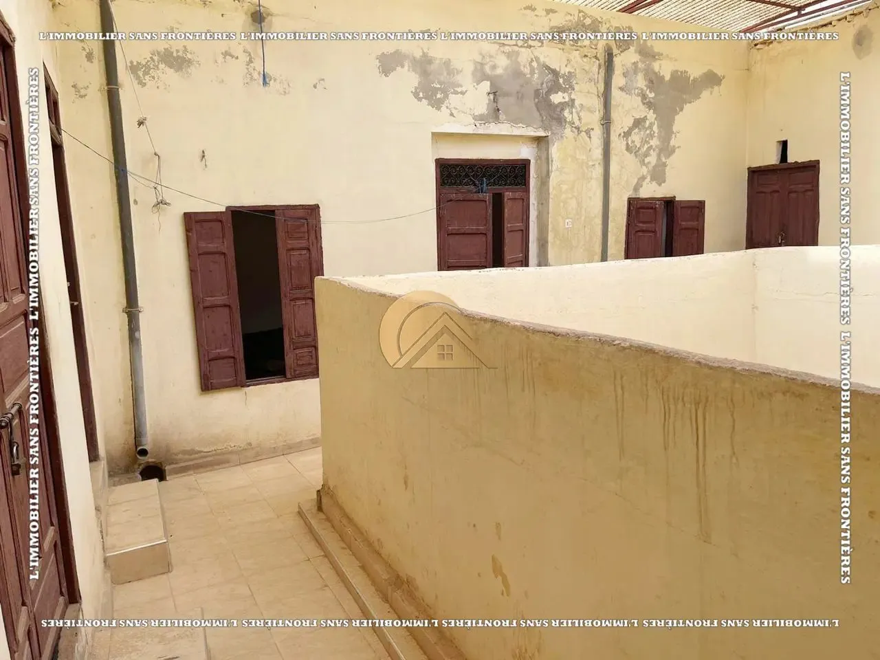 Riad de 165 m² à vendre à la Kasbah – 3 chambres, terrasse et proximité du Palais Royal - مراكش (3)