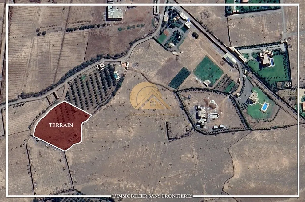 Terrain à vendre à Route Ourika km 14, Marrakech — RA — 1 Hectare 0558m² - مراكش (4)