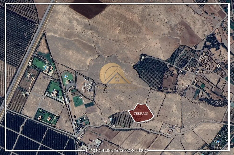 Terrain à vendre à Route Ourika km 14, Marrakech — RA — 1 Hectare 0558m² - مراكش (2)