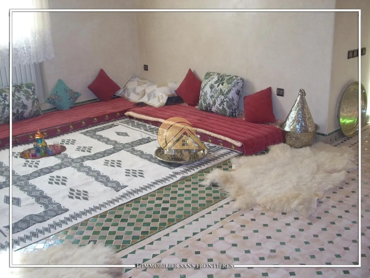 Villa meublée à Bab Atlas, Piscine + Hammam Beldi, Marrakech : à vendre - مراكش (3)