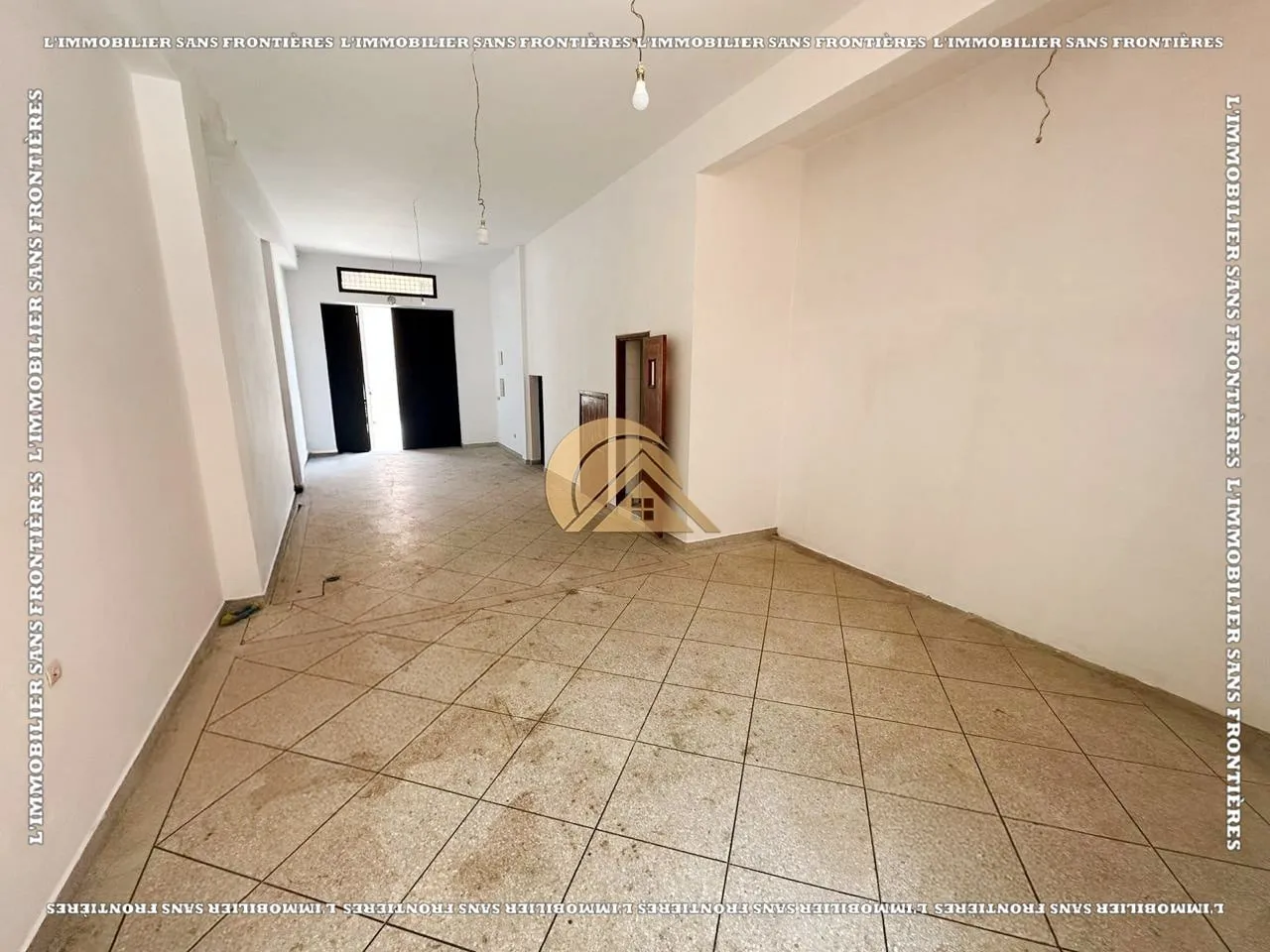Maison à vendre – 2 locaux commerciaux – AL Massar, Marrakech - مراكش (3)
