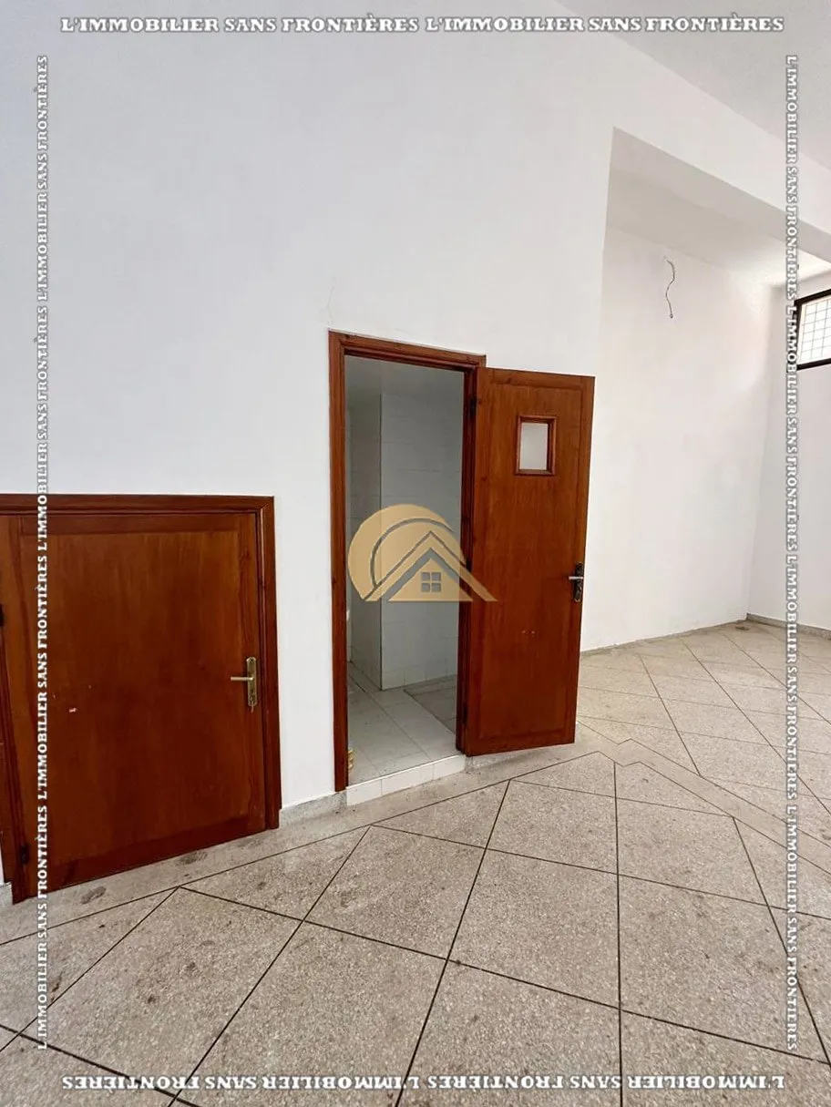 Maison à vendre – 2 locaux commerciaux – AL Massar, Marrakech - مراكش (4)