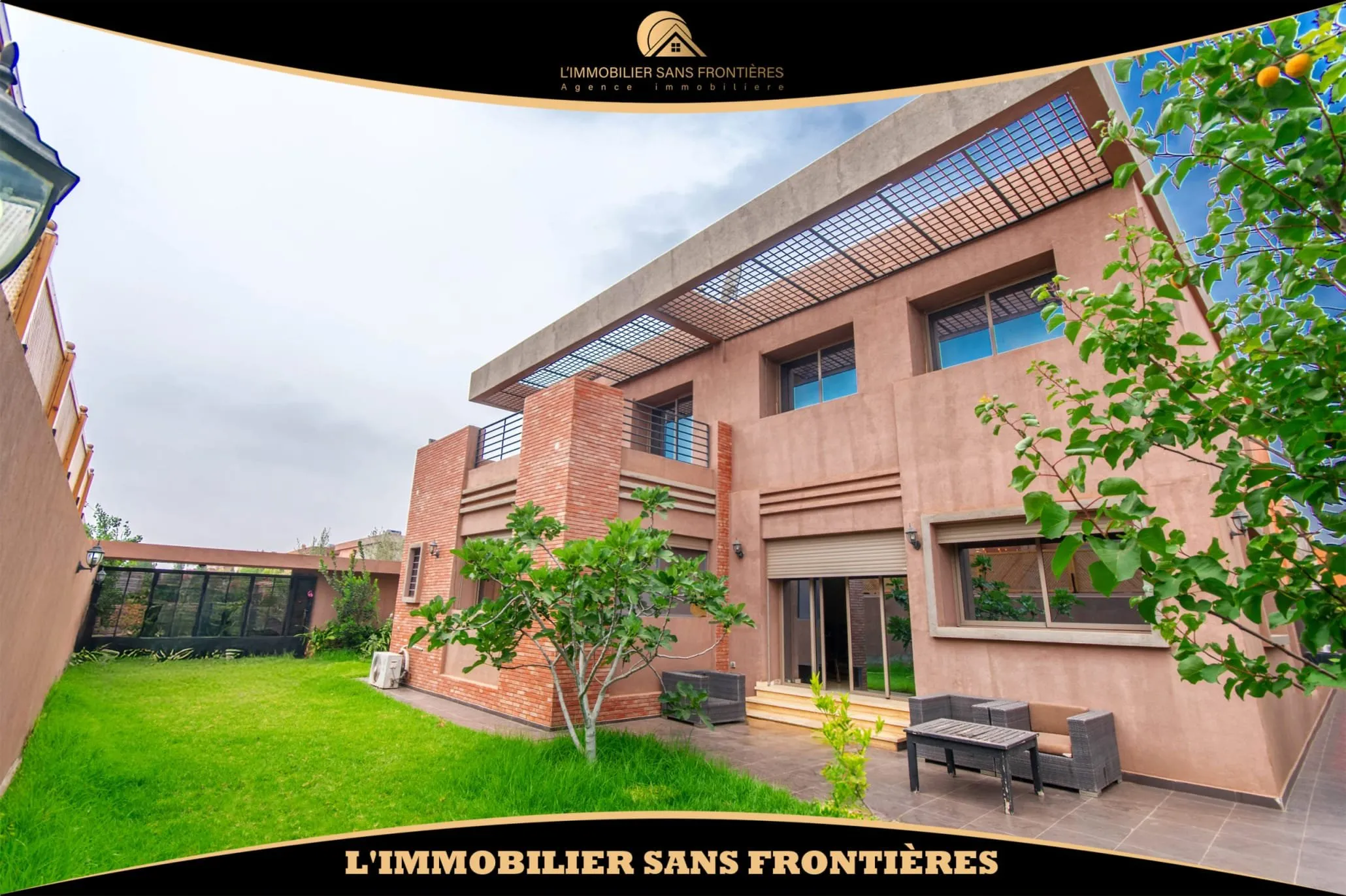 Villa vide à vendre – 400 m² – Jardin privé, Route d’Ourika, Marrakech - مراكش
