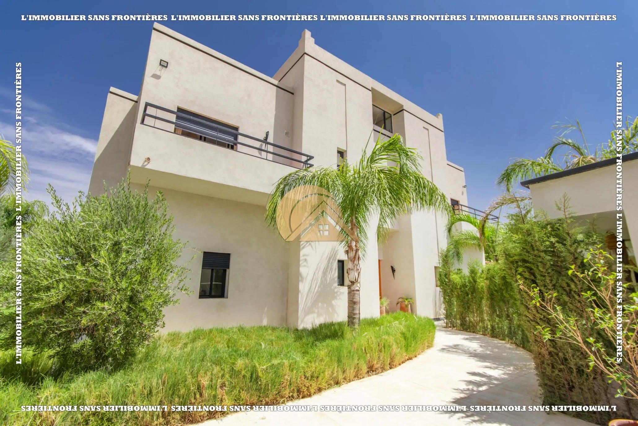 Villa à vendre à Route de Fès km 16, Marrakech — Piscine — 500 m² - مراكش (2)