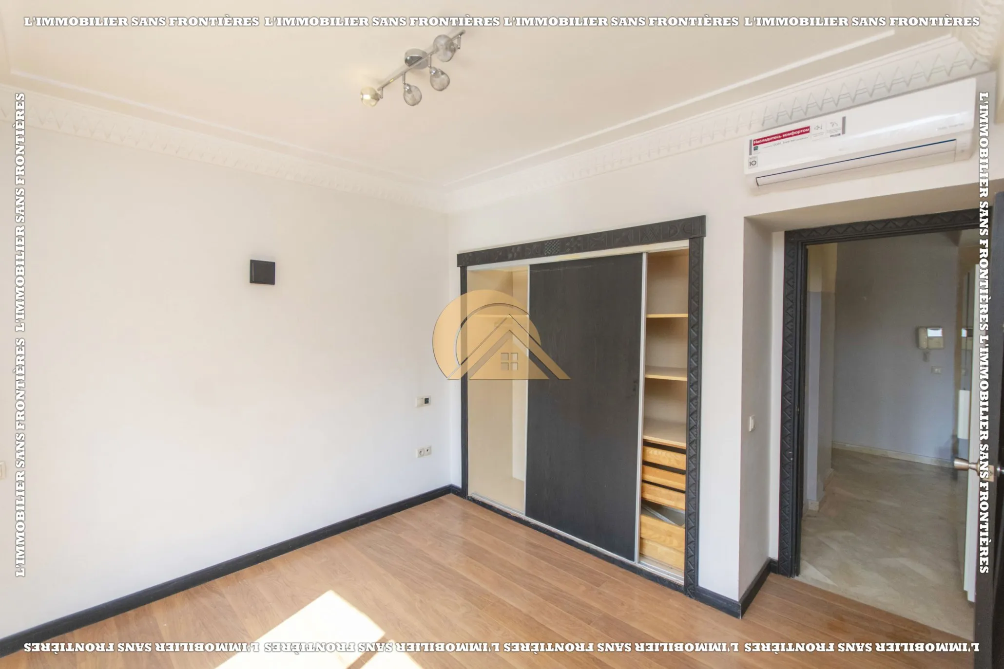 Appartement vide à vendre – Parking au sous-sol – Guéliz, Marrakech - مراكش (3)