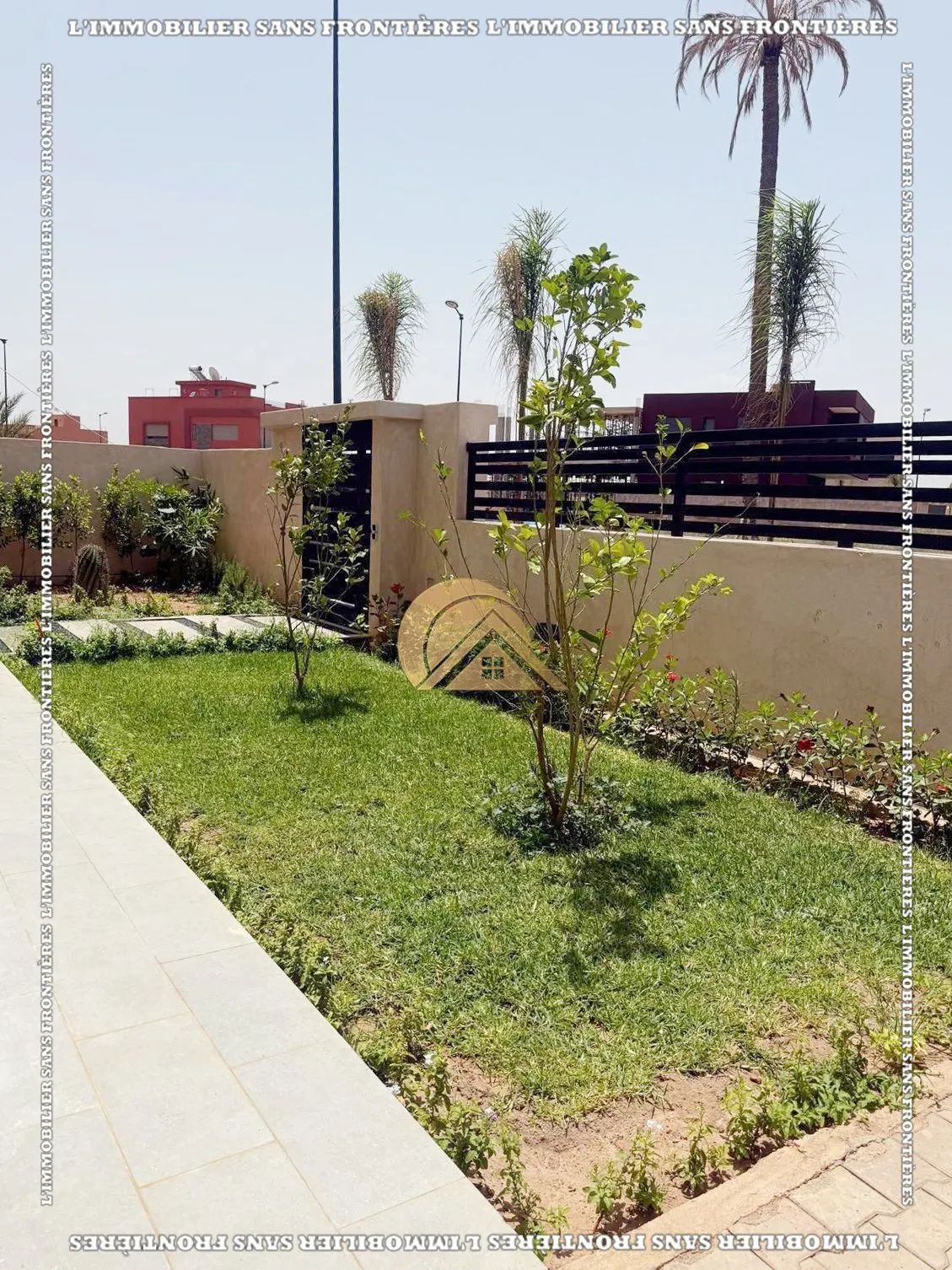Villa meublée VNA à vendre – 400 m² – Piscine privée, Route de Fès km 9, Marrakech - مراكش (2)