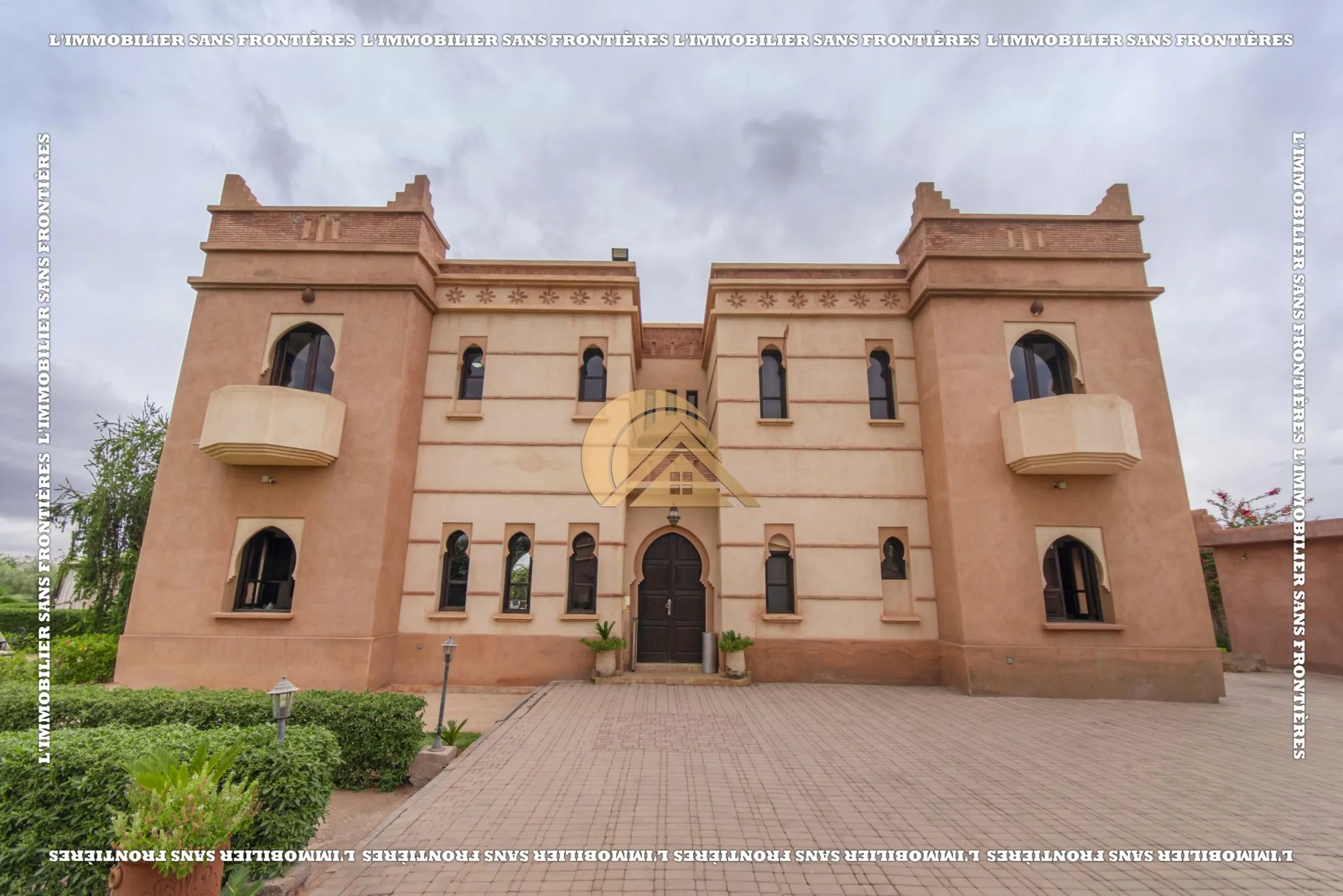 Maison d’hôtes meublée avec VNA à vendre à Route de Ouarzazate Km 35, 480 m², Marrakech - مراكش (4)