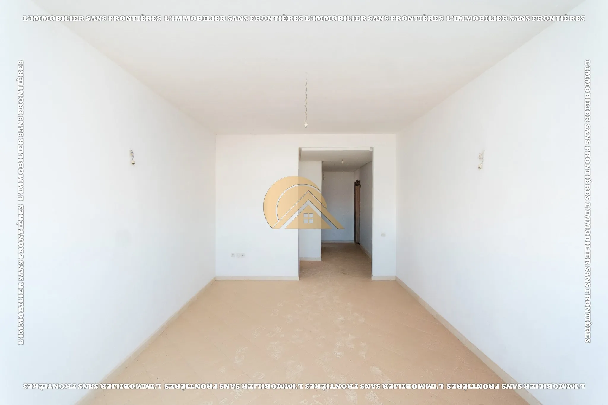 Appartement vide à vendre — Parking – Azzouzia, Marrakech - مراكش (3)