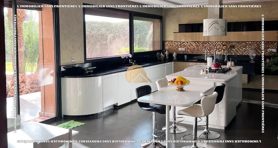 Villa meublée à vendre à Palmeraie, Marrakech — Piscine 500 m² — 1 hectare - مراكش (2)