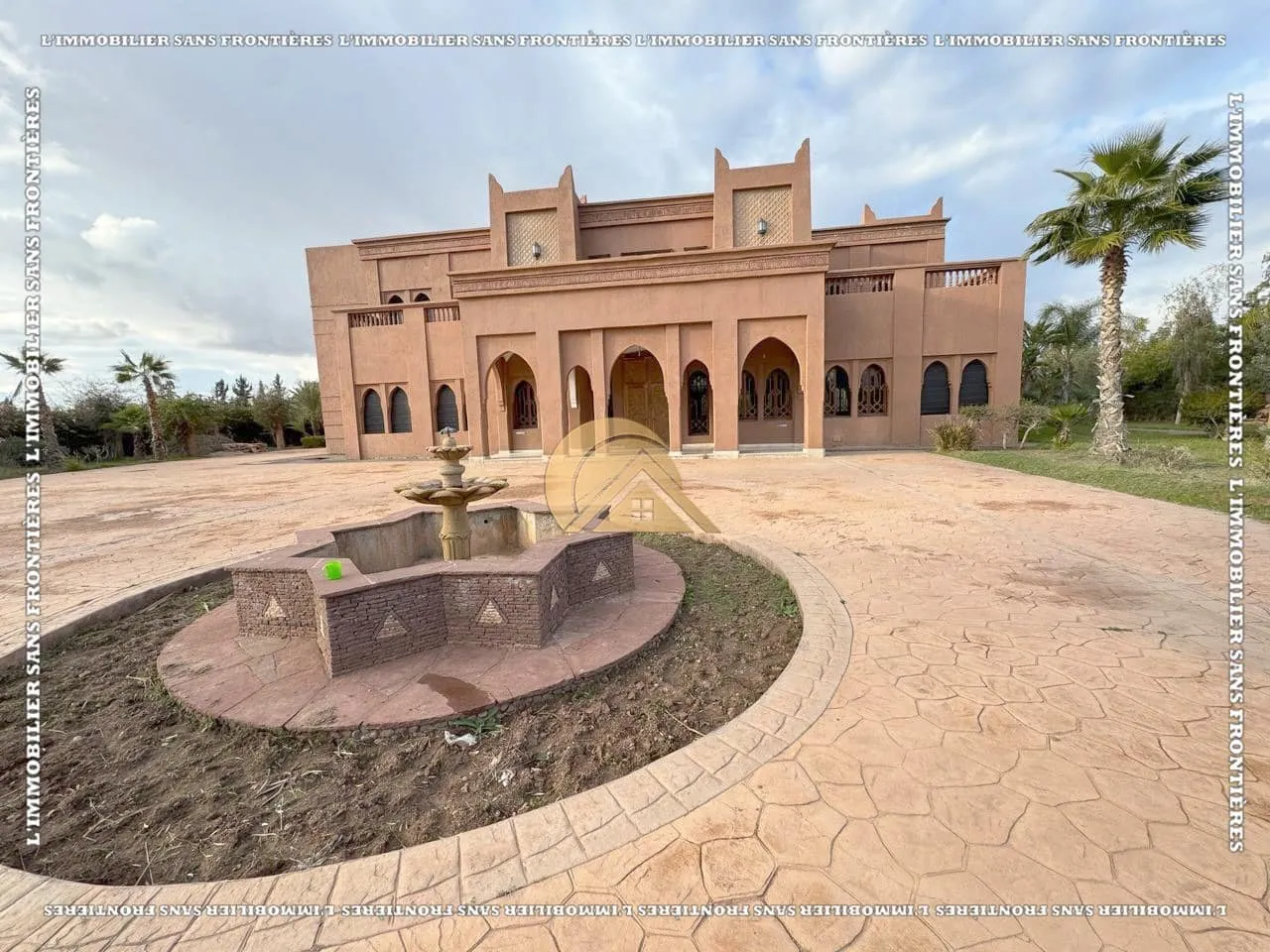 Palais à vendre à Route Tahanaout Km 14, Marrakech — 1 hectare - مراكش (3)