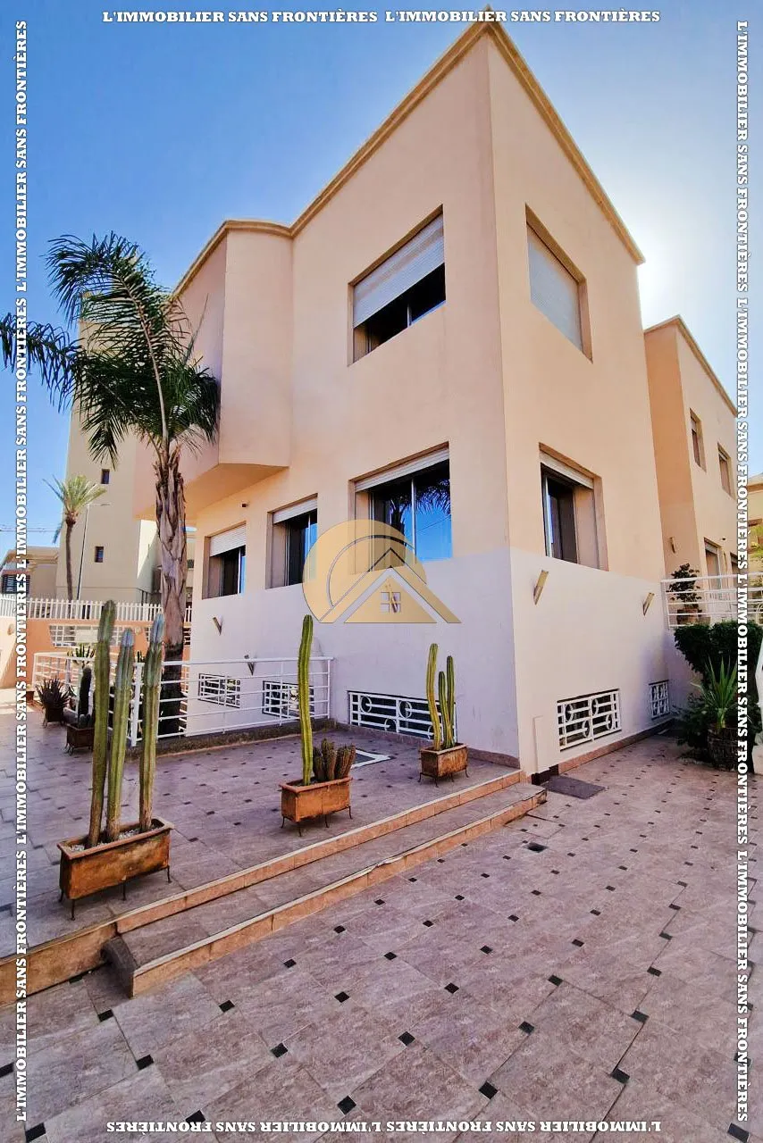 Villa à vendre – Usage médical – Guéliz, Marrakech - مراكش (2)