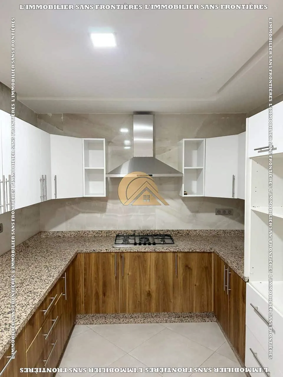 Duplex à vendre à Victor Hugo, 156 m², Marrakech - مراكش (2)