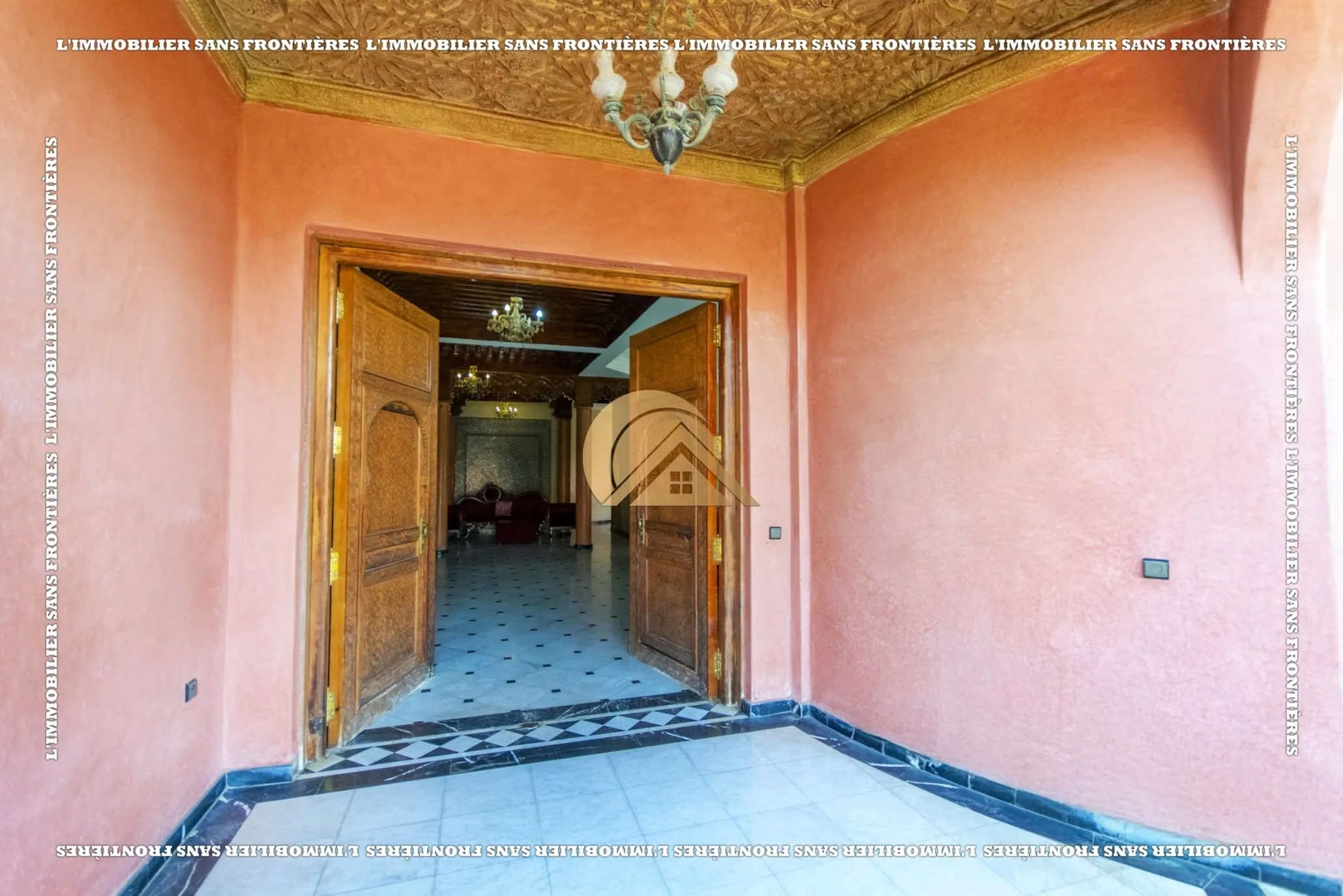 Villa titrée vide à vendre à Route d’Ourika km 4, Marrakech — Piscine — 2 009 m² - مراكش (3)