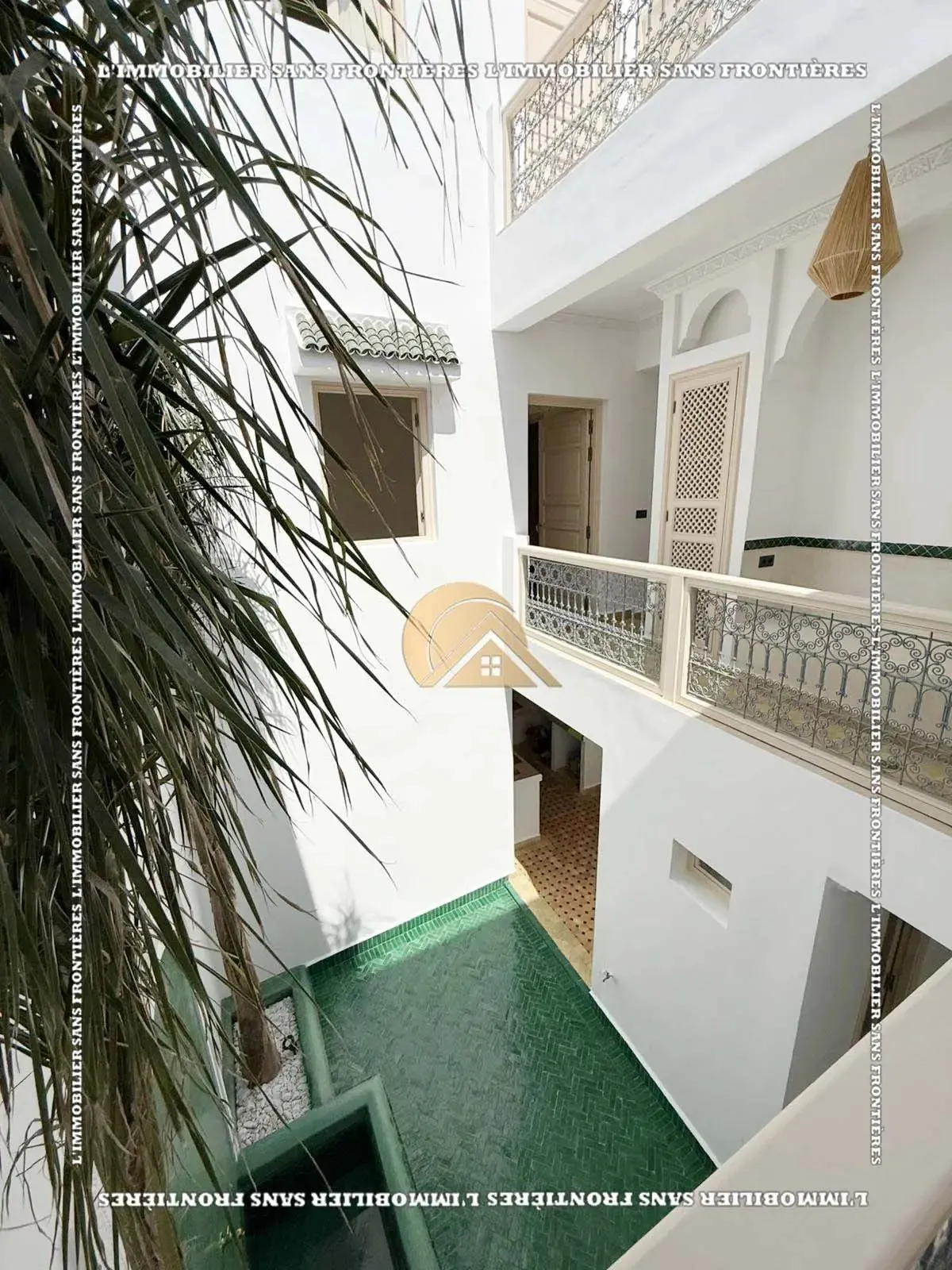 Riad vide titré à vendre à Bab Dokala, Marrakech – 3 suites – grande terrasse aménagée - مراكش (4)