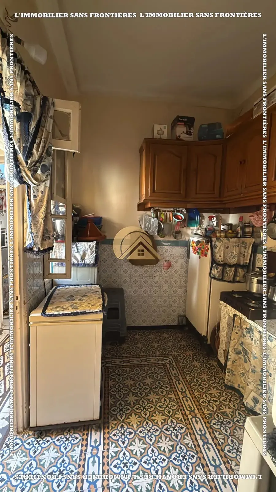 Riad titré d’environ 130 m² dans la Médina de Marrakech – Terrasse, 2 salons et titre foncier - مراكش (4)