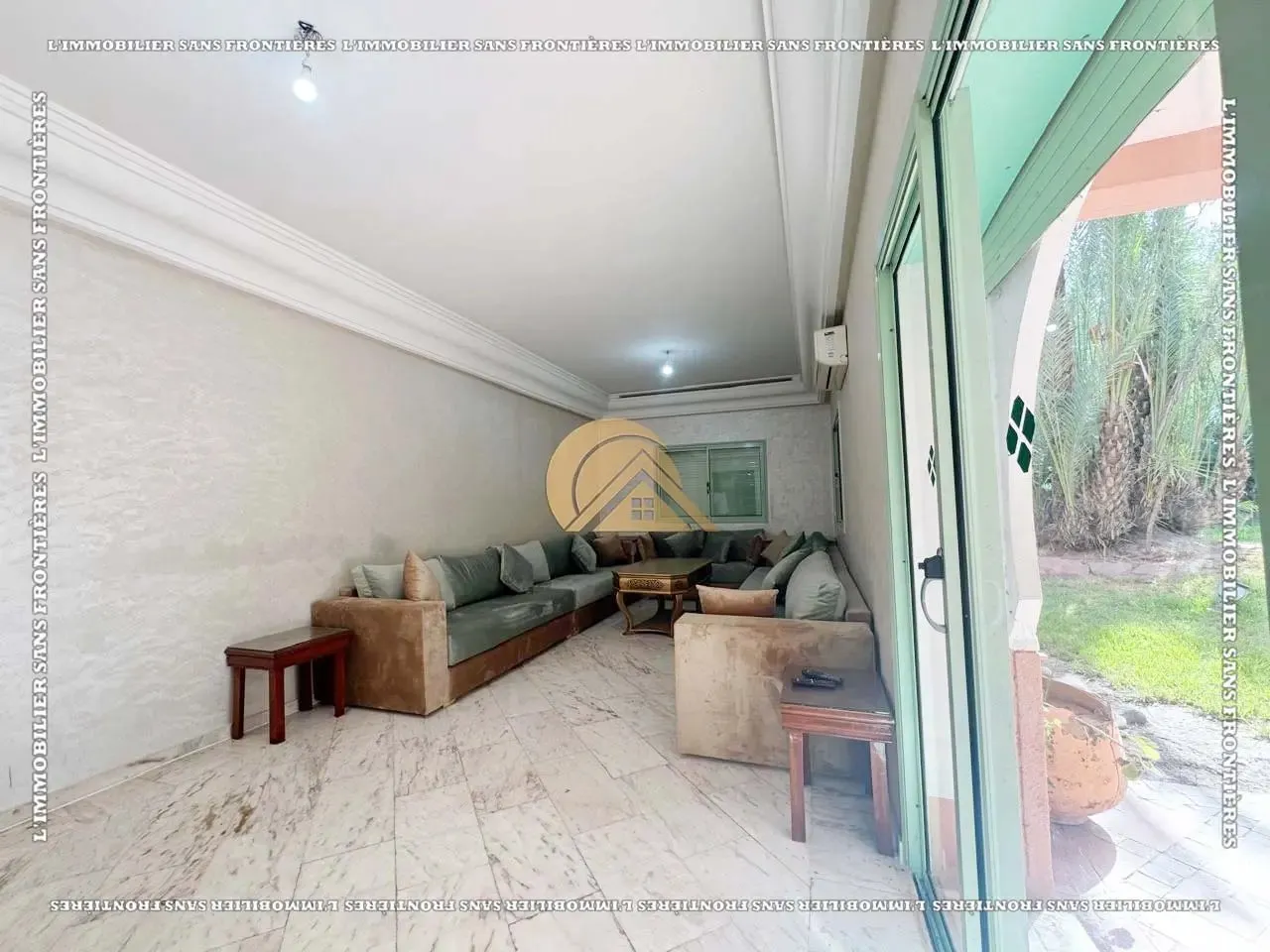 Appartement meublé de 112 m² en rez-de-jardin à la Palmeraie – 2 chambres, terrasse, jardin privé et piscine collective - مراكش (2)