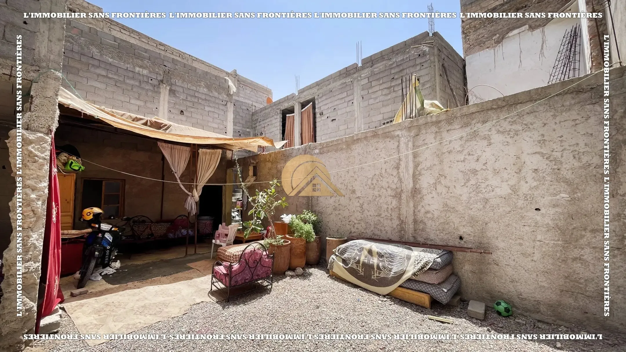 Riad Melkia à rénover à vendre dans la Médina, Marrakech – 150 m² - مراكش (2)