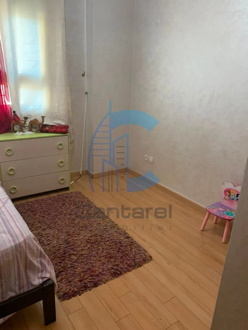 Vente :Appartement sur Quartier des Hôpitaux - الدار البيضاء (2)