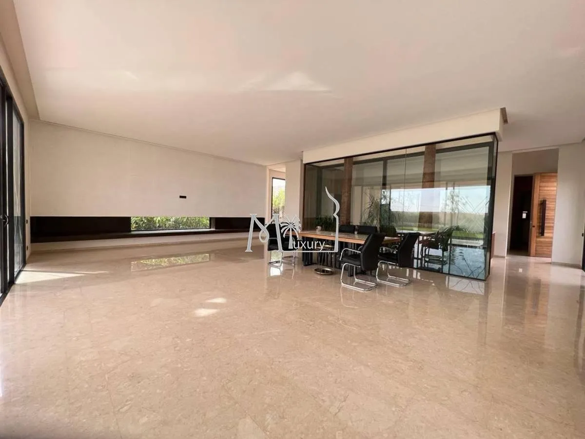 Villa for sale on Route d'Amizmiz - مراكش