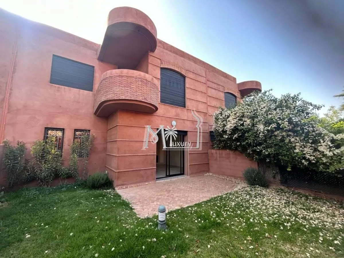 Villa for sale on Route de Fès - مراكش