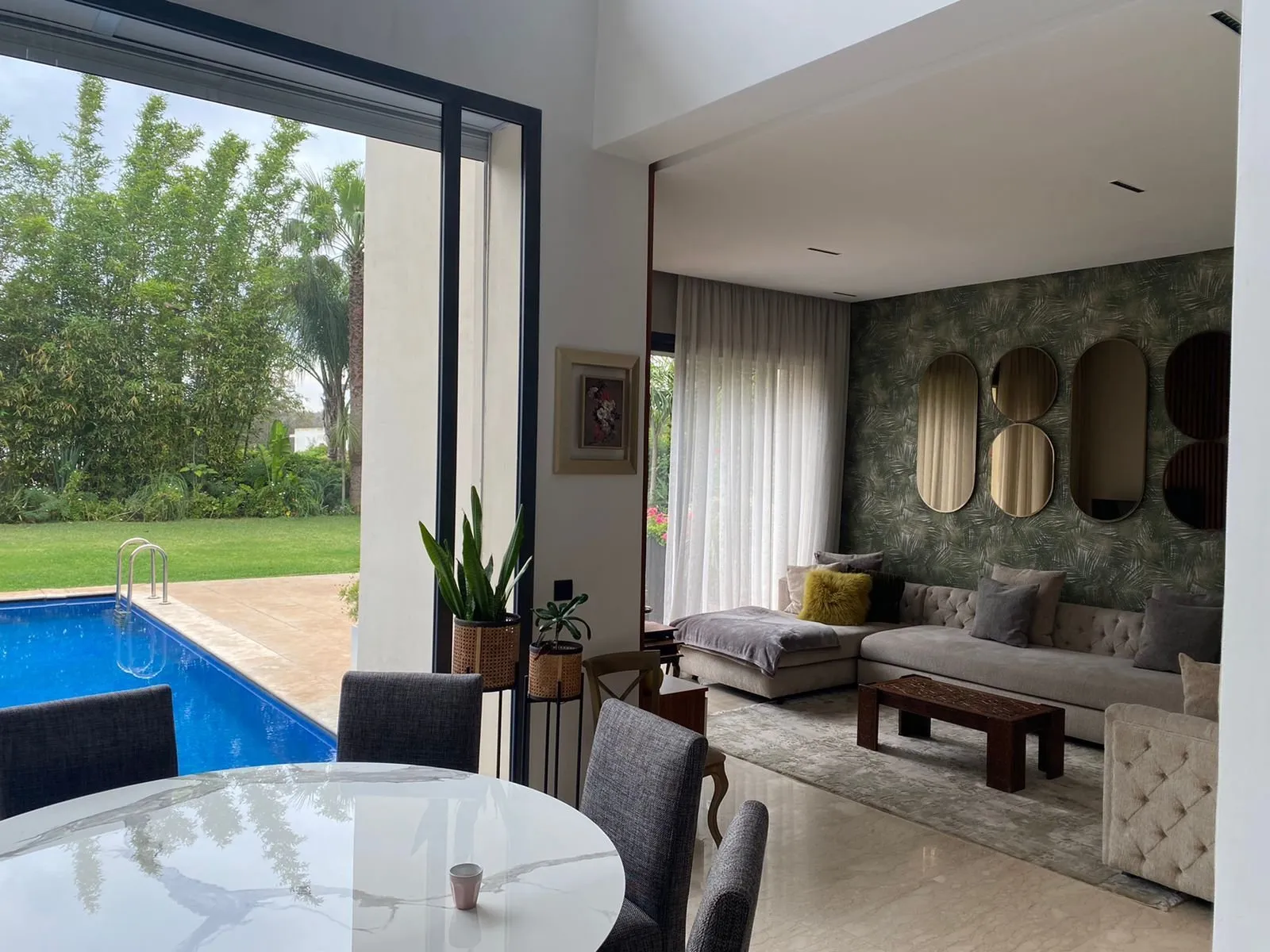 MAGNIFIQUE VILLA EN VENTE -BOUSKOURA - - الدار البيضاء (2)
