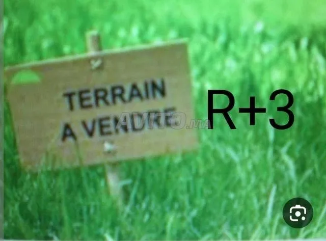 VILLA EN VENTE EN ZONE IMMEUBLE -L'HERMITAGE- - الدار البيضاء