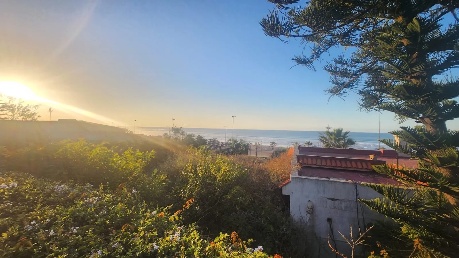 TERRAIN A VENDRE ZONE IMMEUBLE ET TOURISTIQUE AIN DIAB - الدار البيضاء (2)