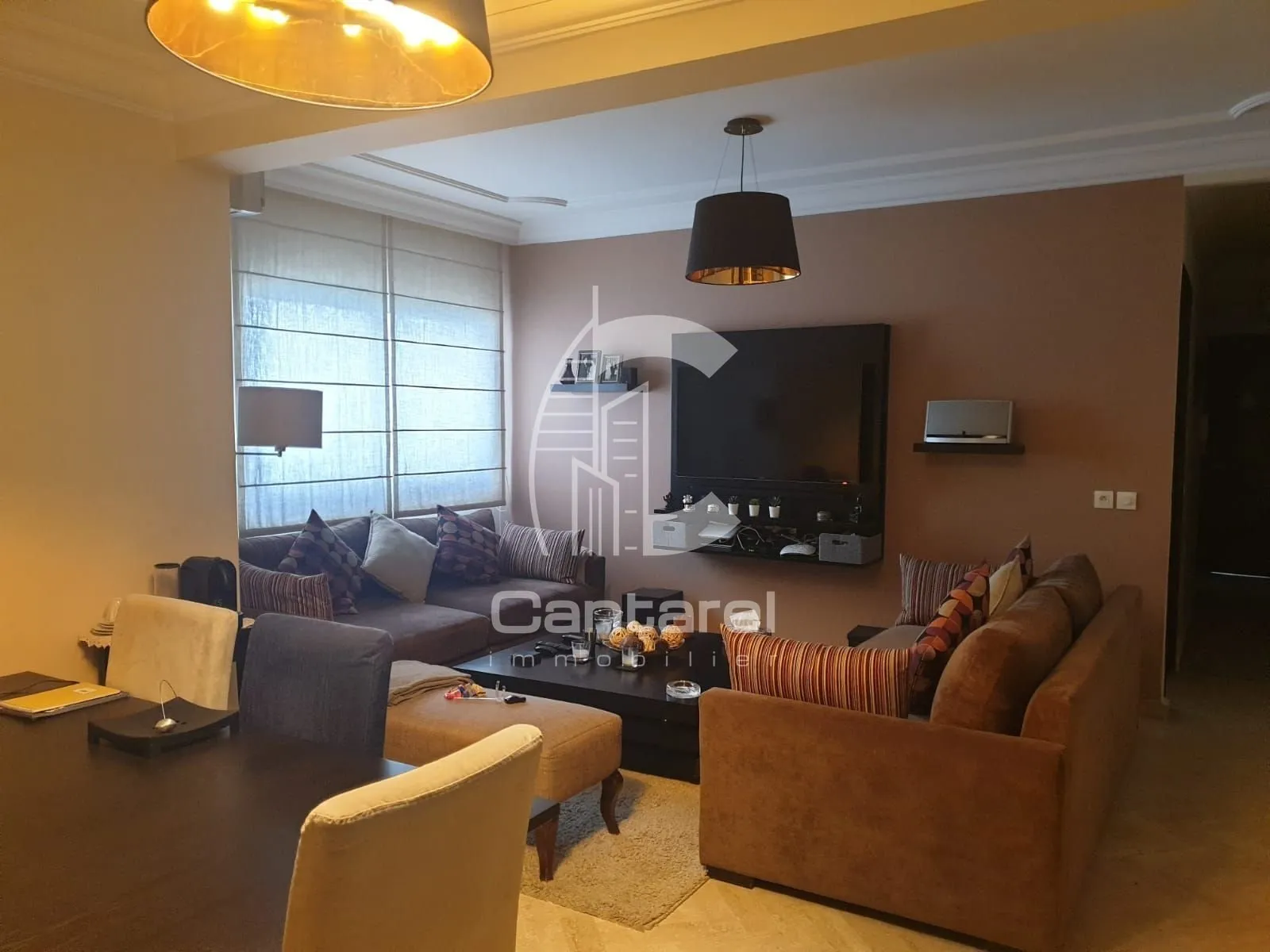 JOLIE APPARTEMENT EN VENTE - RACINE - الدار البيضاء