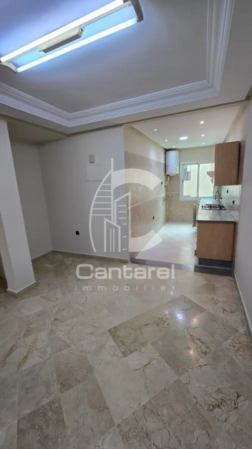 BEL APPT À VENDRE -VAL FLEURI- - الدار البيضاء