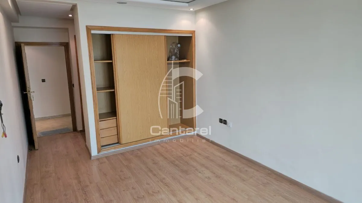 BEL APPT À VENDRE -VAL FLEURI- - الدار البيضاء (3)