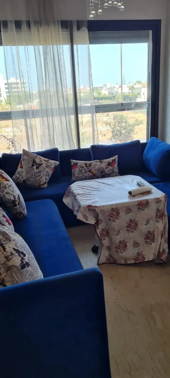 BEL APPT VIDE EN VENTE -CALIFORNIE - - الدار البيضاء