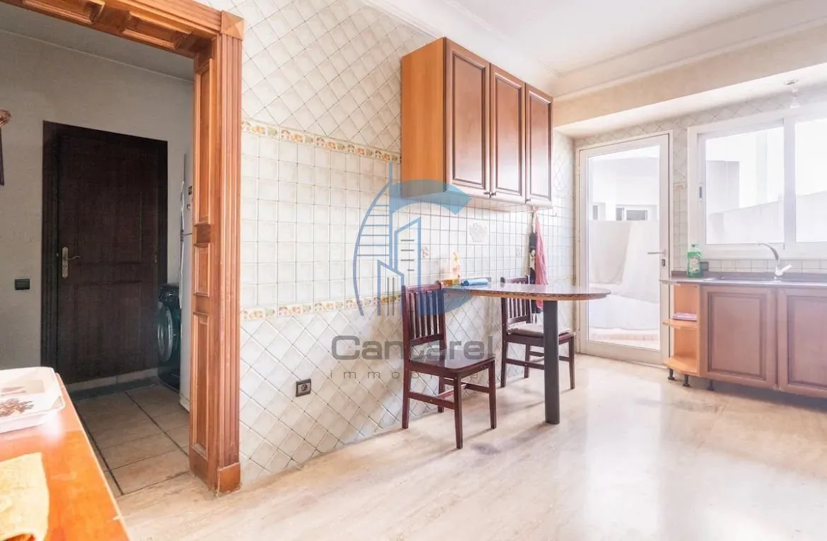 Appartement de standing de 220 m² avec vue dégagée – Triangle d’Or - الدار البيضاء (2)