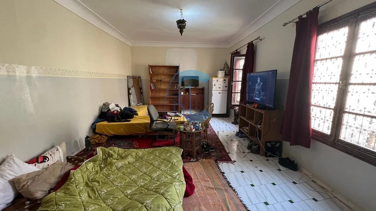 À VENDRE : Riad d'Habitation Titré de 268 m² avec Patio &amp; Exploitation Airbnb – Médina, Marrakech - مراكش (4)