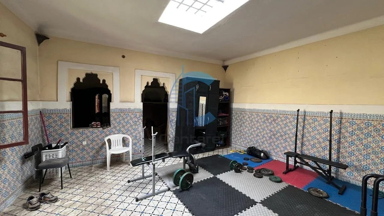 À VENDRE : Riad d'Habitation Titré de 268 m² avec Patio &amp; Exploitation Airbnb – Médina, Marrakech - مراكش (2)