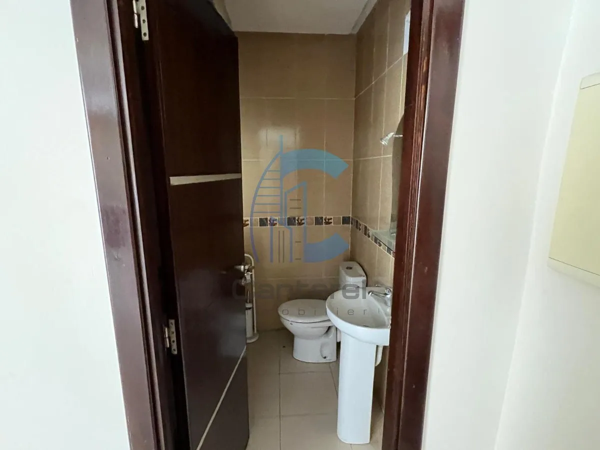 PAS DE PORTE À VENDRE - CABINET MEDICAL - - الدار البيضاء (2)
