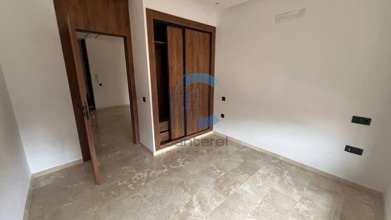 À VENDRE : Appartement Neuf à Camp El Ghoul – Emplacement Premium Proche Lycée Victor Hugo - مراكش (2)