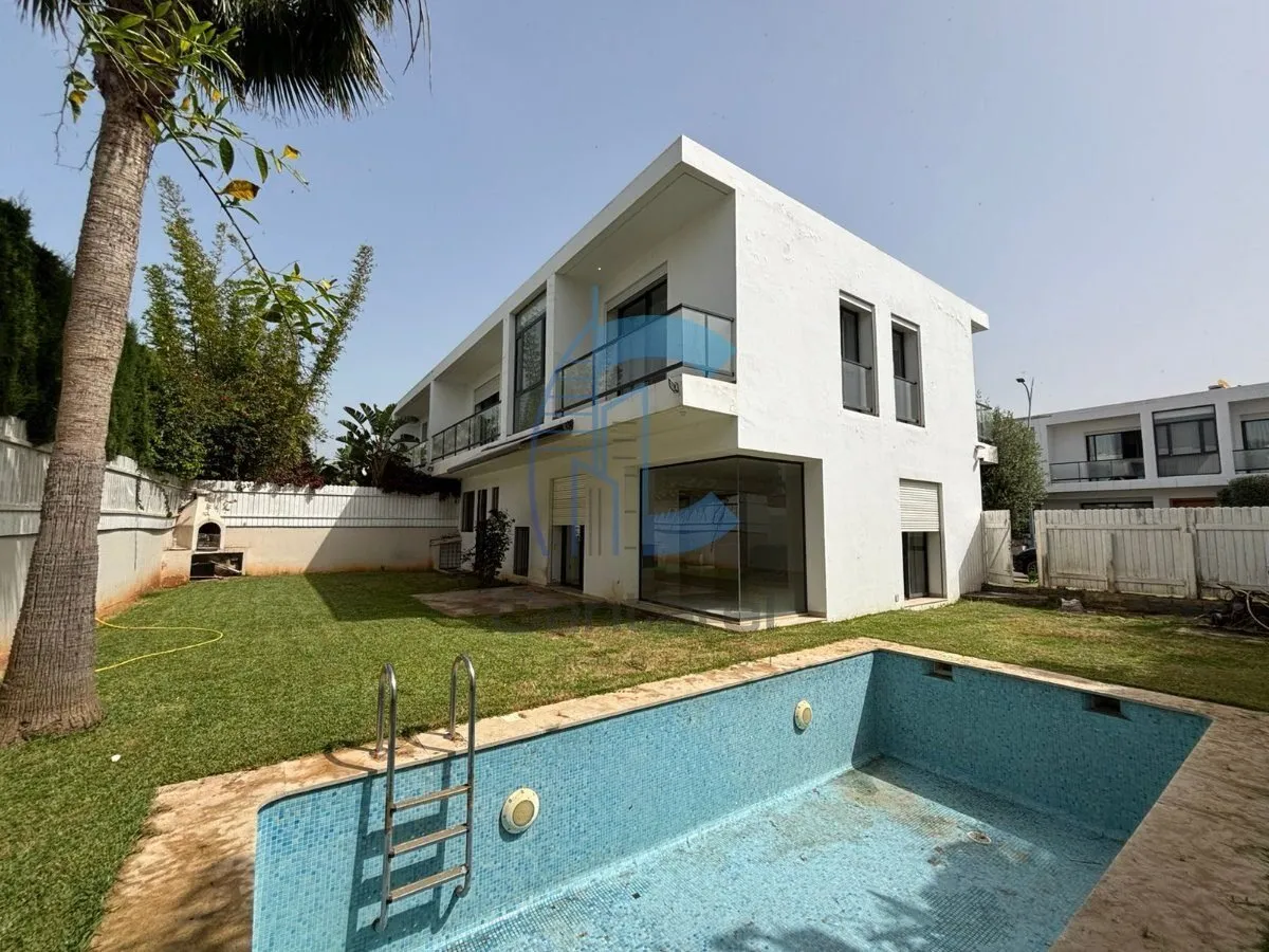 SUPERBE VILLA EN VENTE IDÉALEMENT SITUÉE À DARB - الدار البيضاء