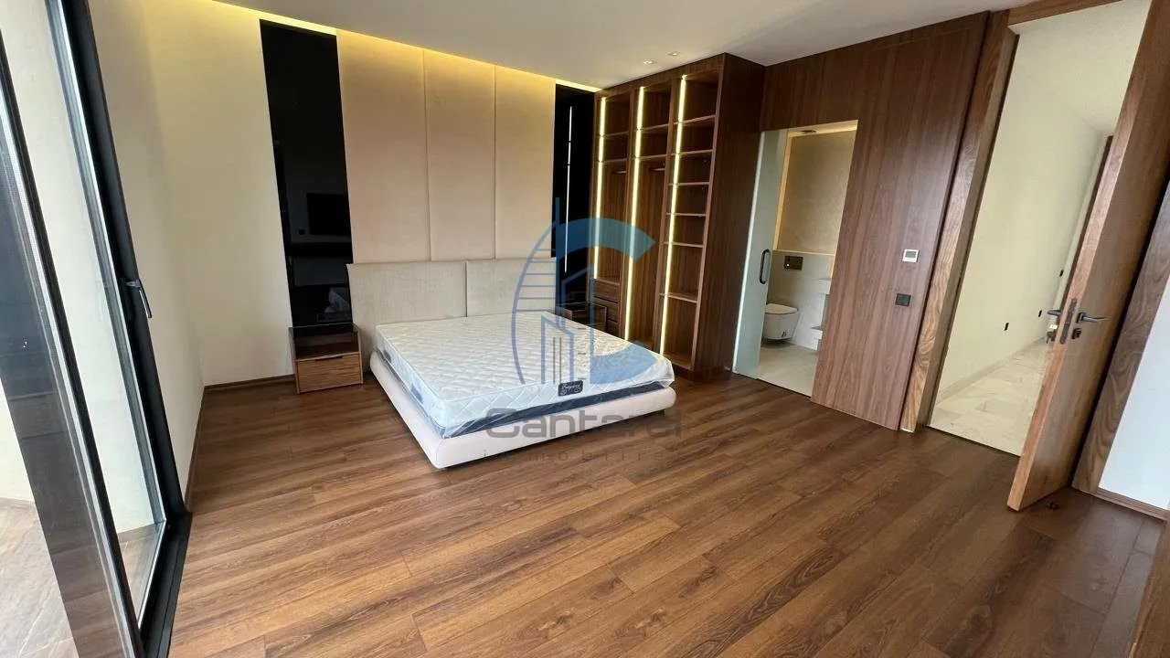 À VENDRE : Villa Neuve Ultra-Luxe de 640 m² – Domotique &amp; Hammam – Route de l'Ourika - مراكش (4)