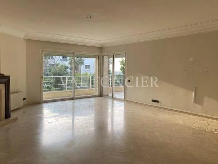 Vente superbe appartement 189m2 avec terrasse et vue sur mer Ain Diab, Casablanca - الدار البيضاء (2)