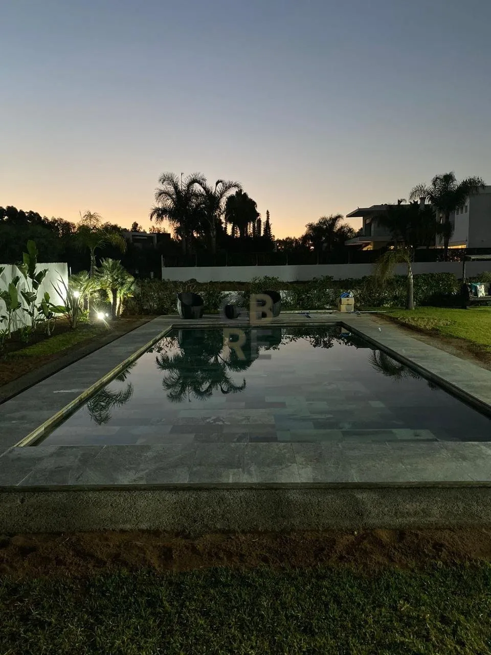 Belle Villa Avec Piscine à Bouznika - بوزنيقة (2)