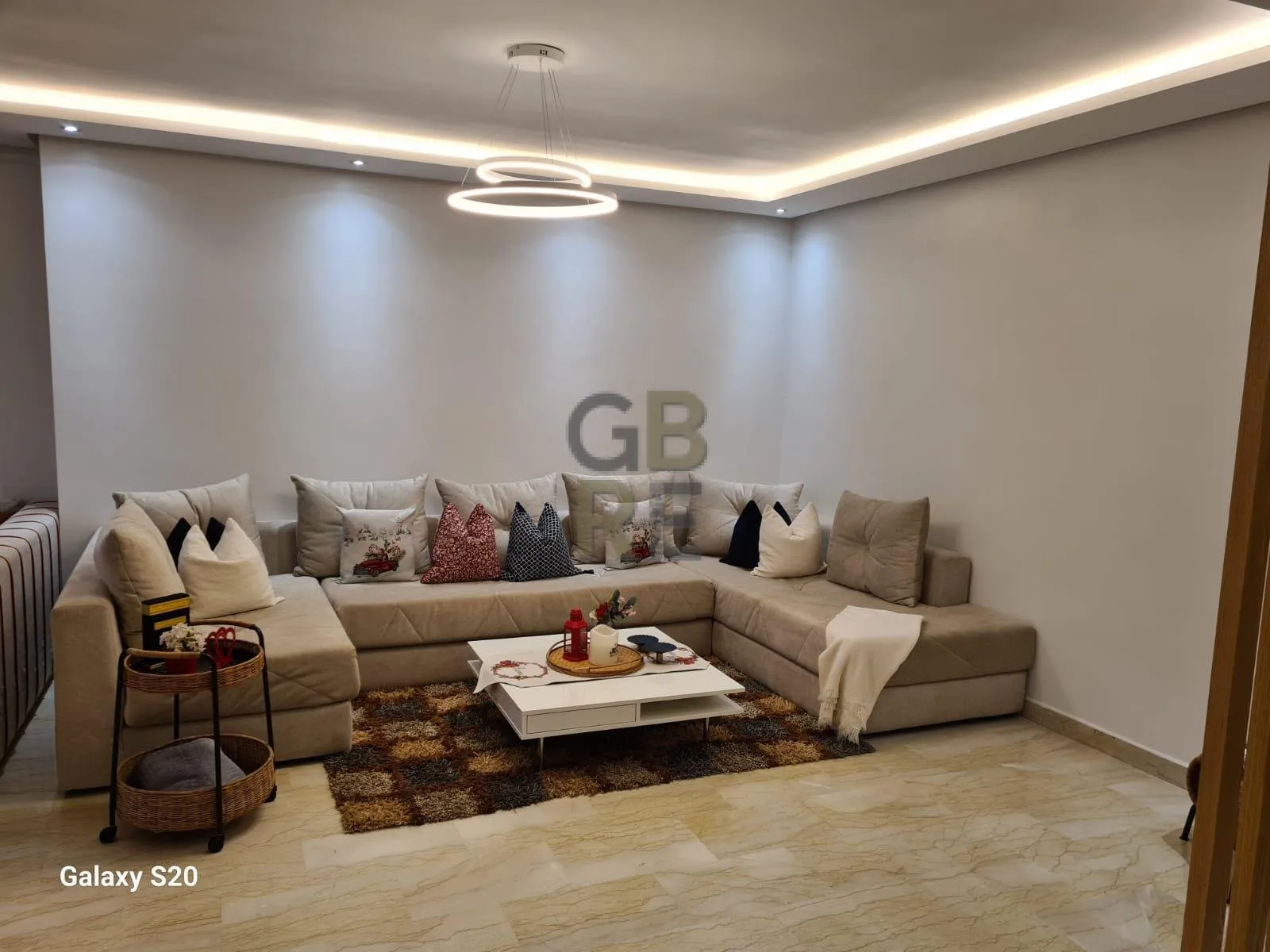 Bel appartement sans vis à vis très ensoleillé - الرباط