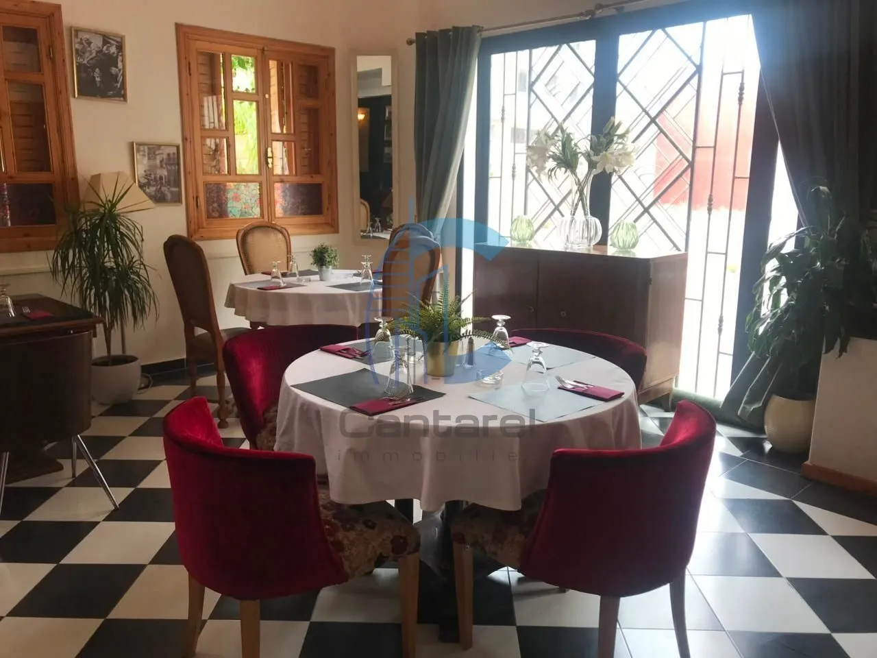 Immeuble commercial avec restaurant en activité – Bouskoura Oulad Saleh – À 10 min de Casablanca - الدار البيضاء (2)