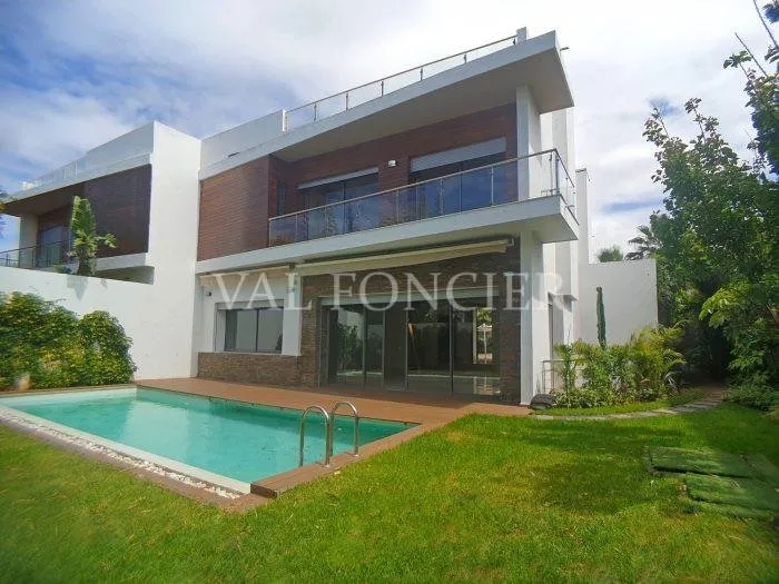 Villa Premium de 600m2 en vente sur les hauteurs de Ain Diab, Casablanca - الدار البيضاء