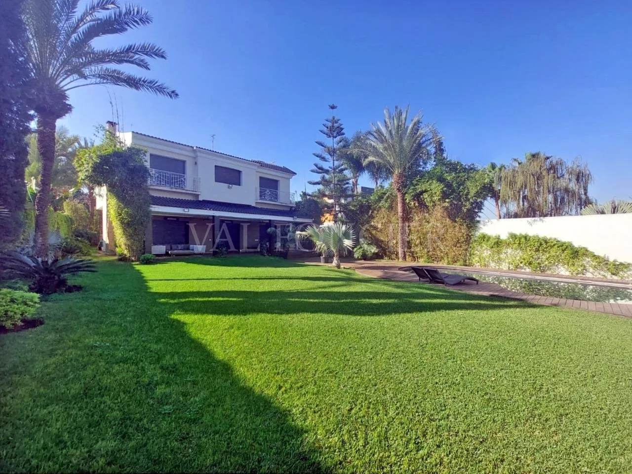 Vente exceptionnelle villa 1115m2 5chambres avec piscine Californie, Casablanca - الدار البيضاء