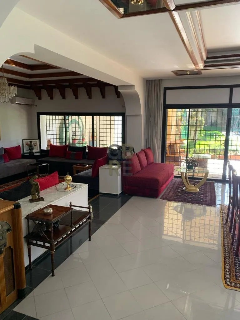 Bel villa plein pied avec piscine à Souissi - الرباط
